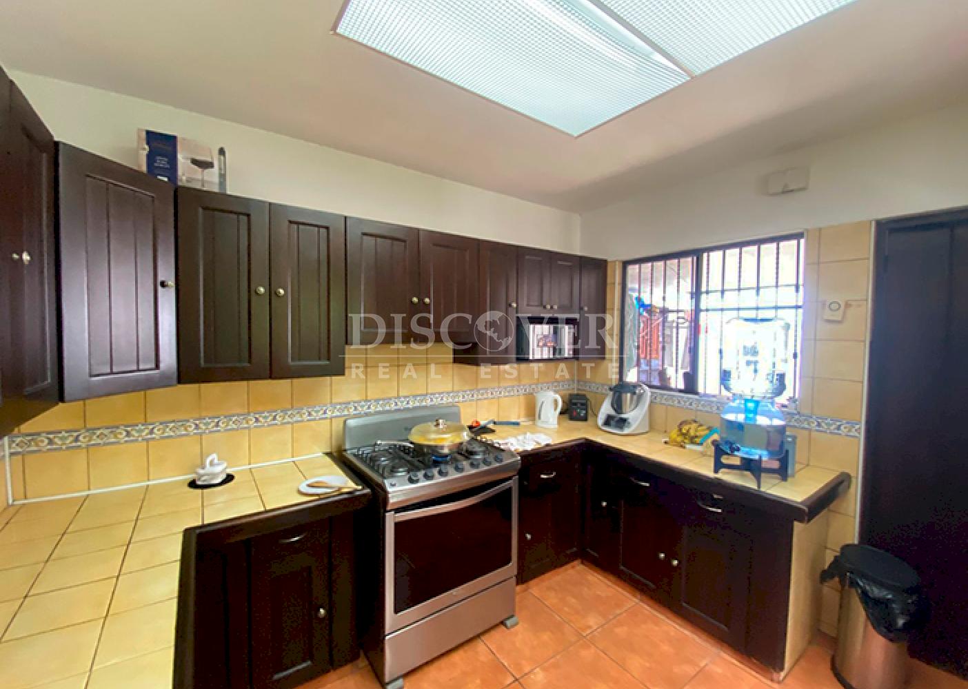  Spacious house with pool for rent in Santo Domingo