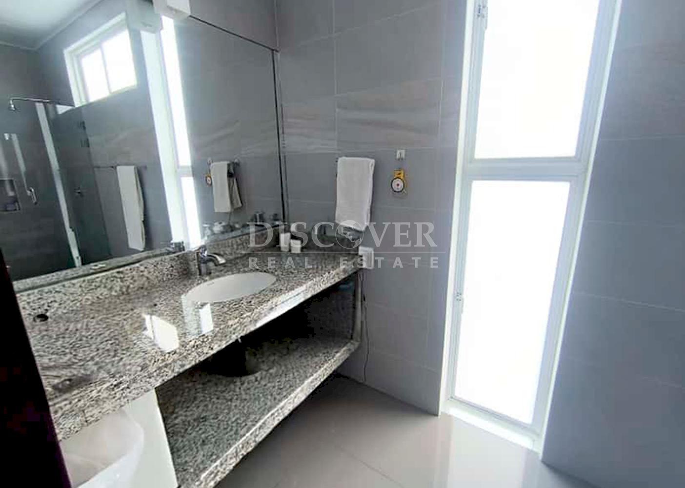 House with panoramic views for sale on Carretera Sur