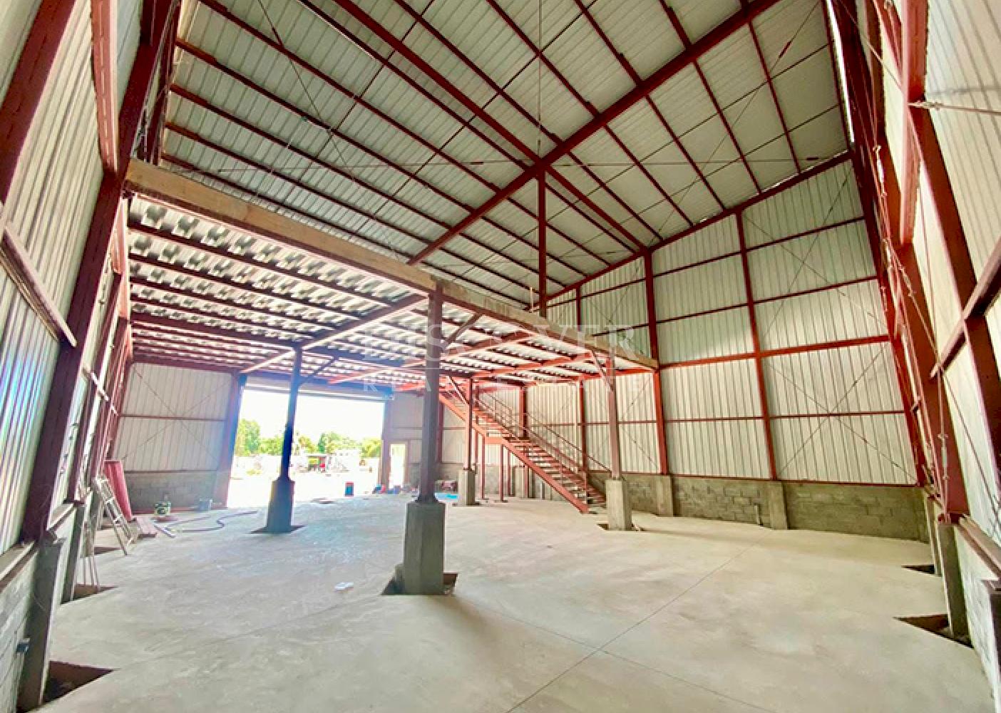  Office-warehouse for rent on the road to Masaya