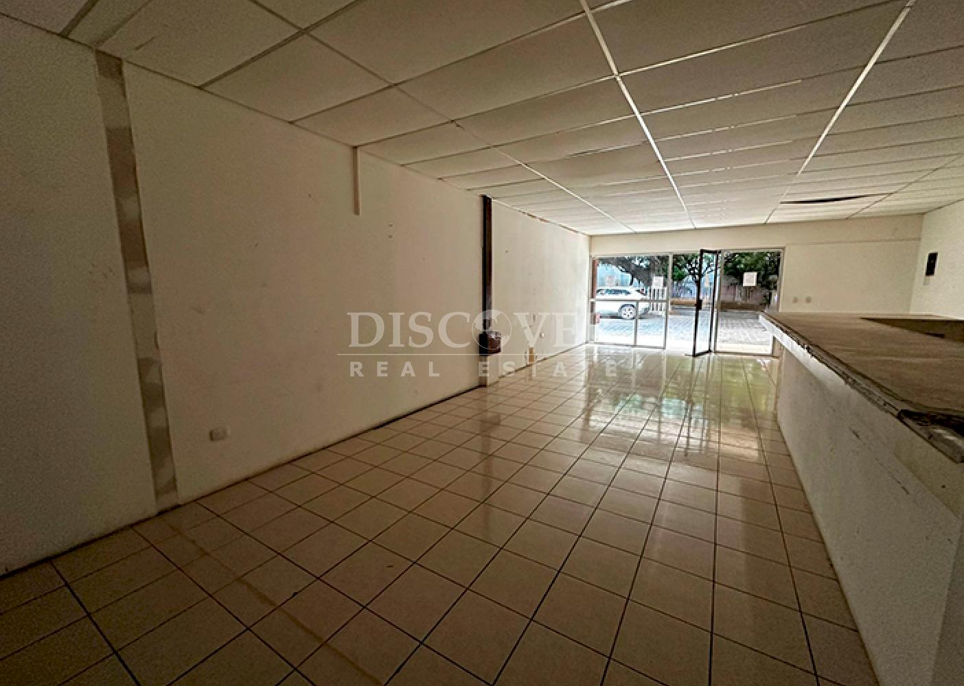 Commercial space for rent in Reparto San Juan