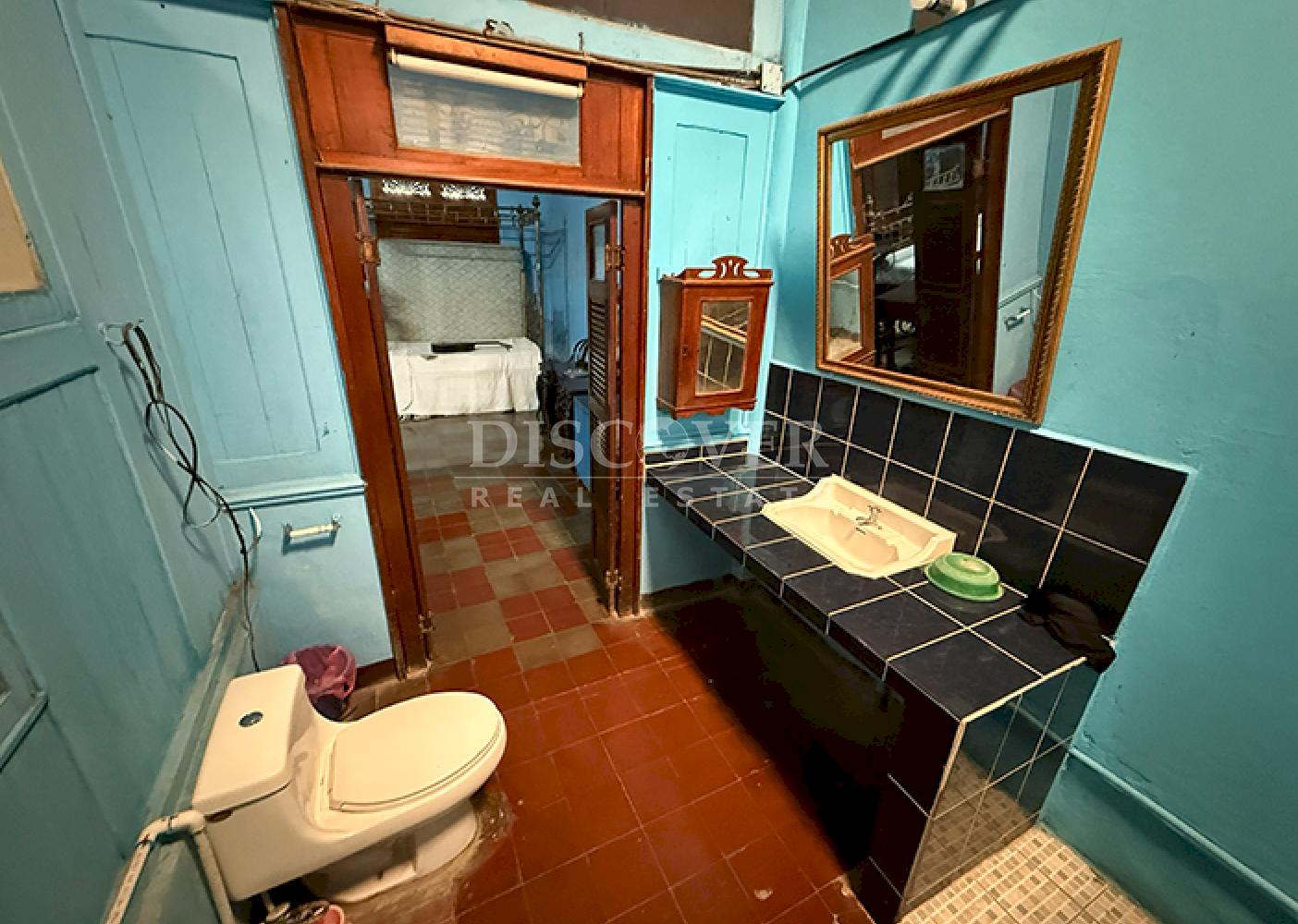 Spacious houses for sale in the city of Grana