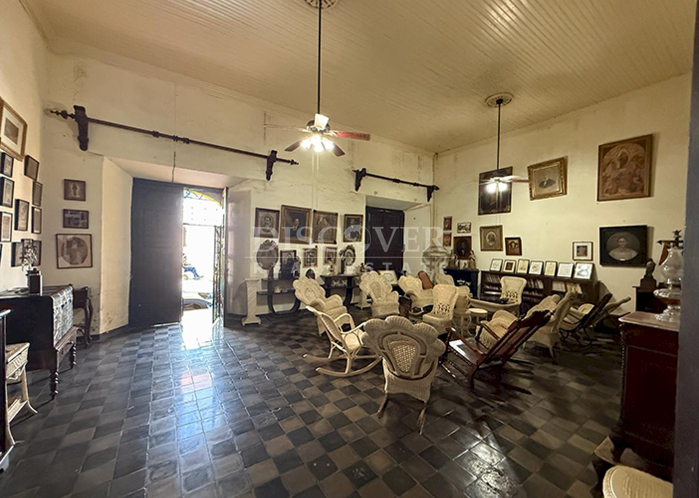 Spacious houses for sale in the city of Grana