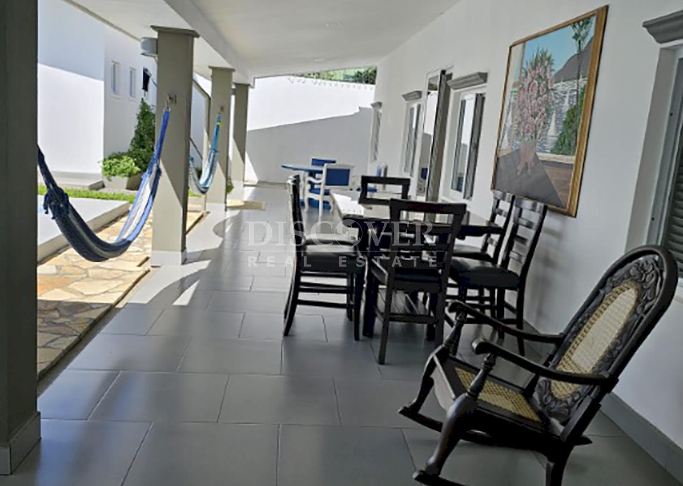 Luxury home with pool for sale in Jinotepe