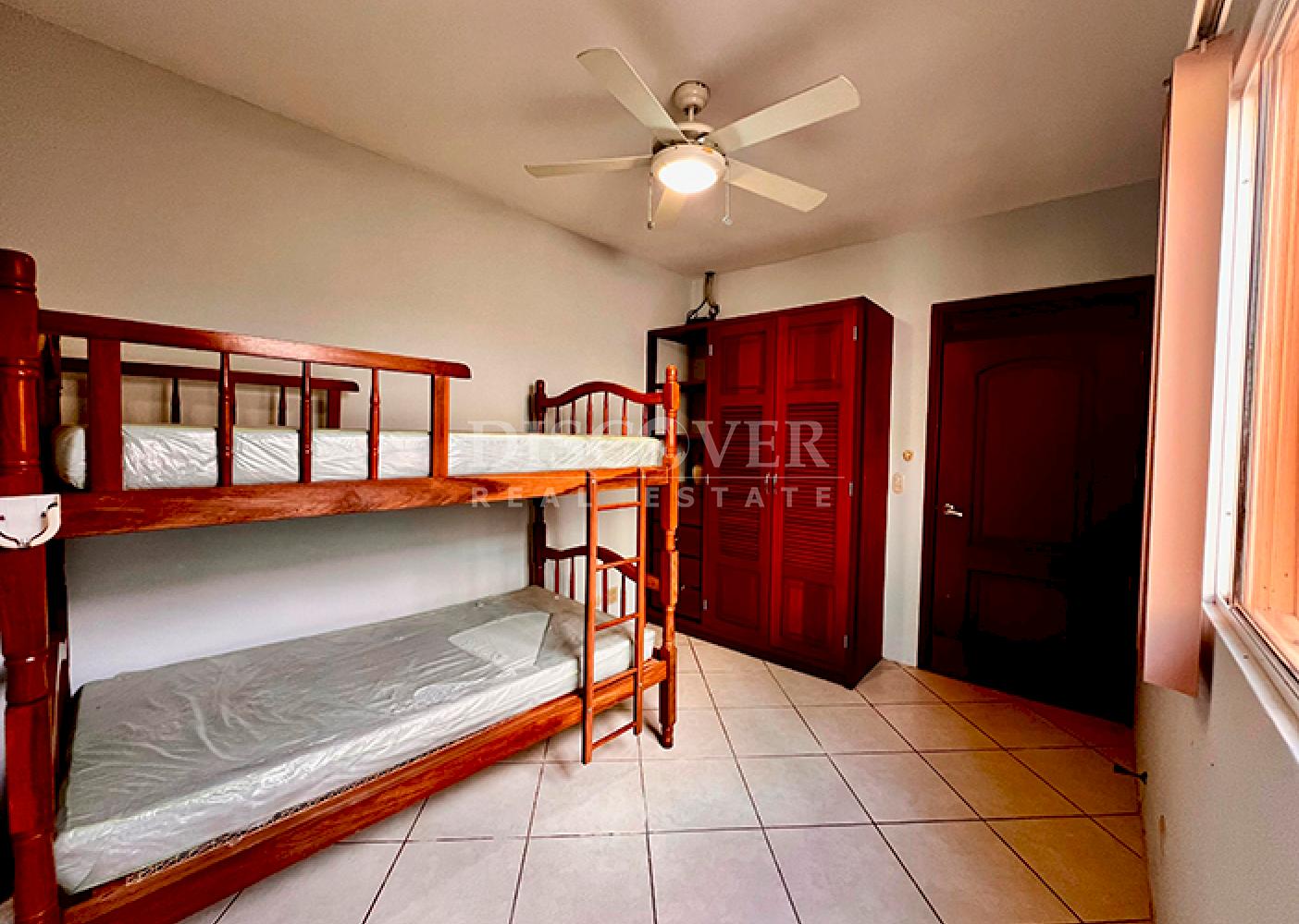 House for sale in residential area on the road to Masaya