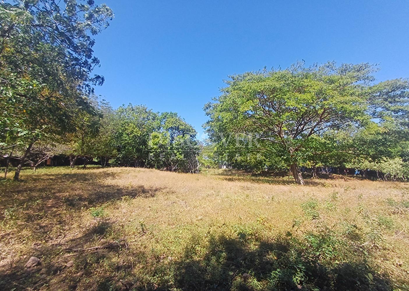  Land with industrial potential for sale on the road to Xiloá