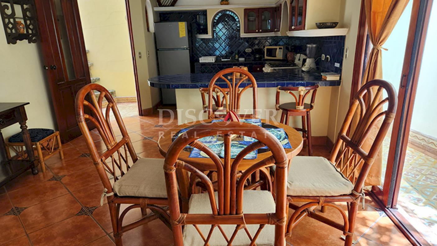 Apartment for sale in a condominium in Granada