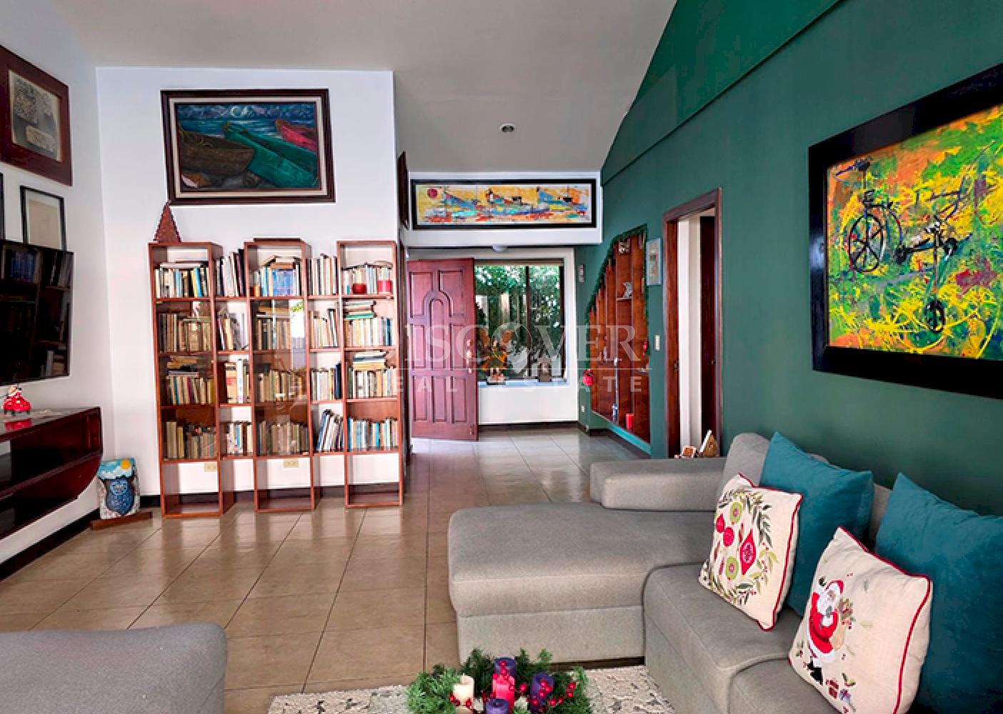  Furnished house with pool for rent on Carretera Sur 