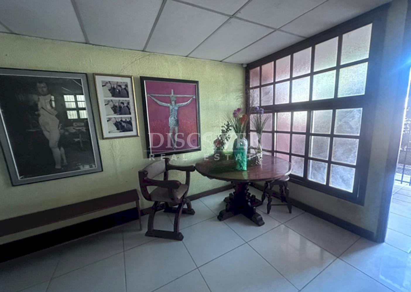  Cozy house for sale in Altamira 