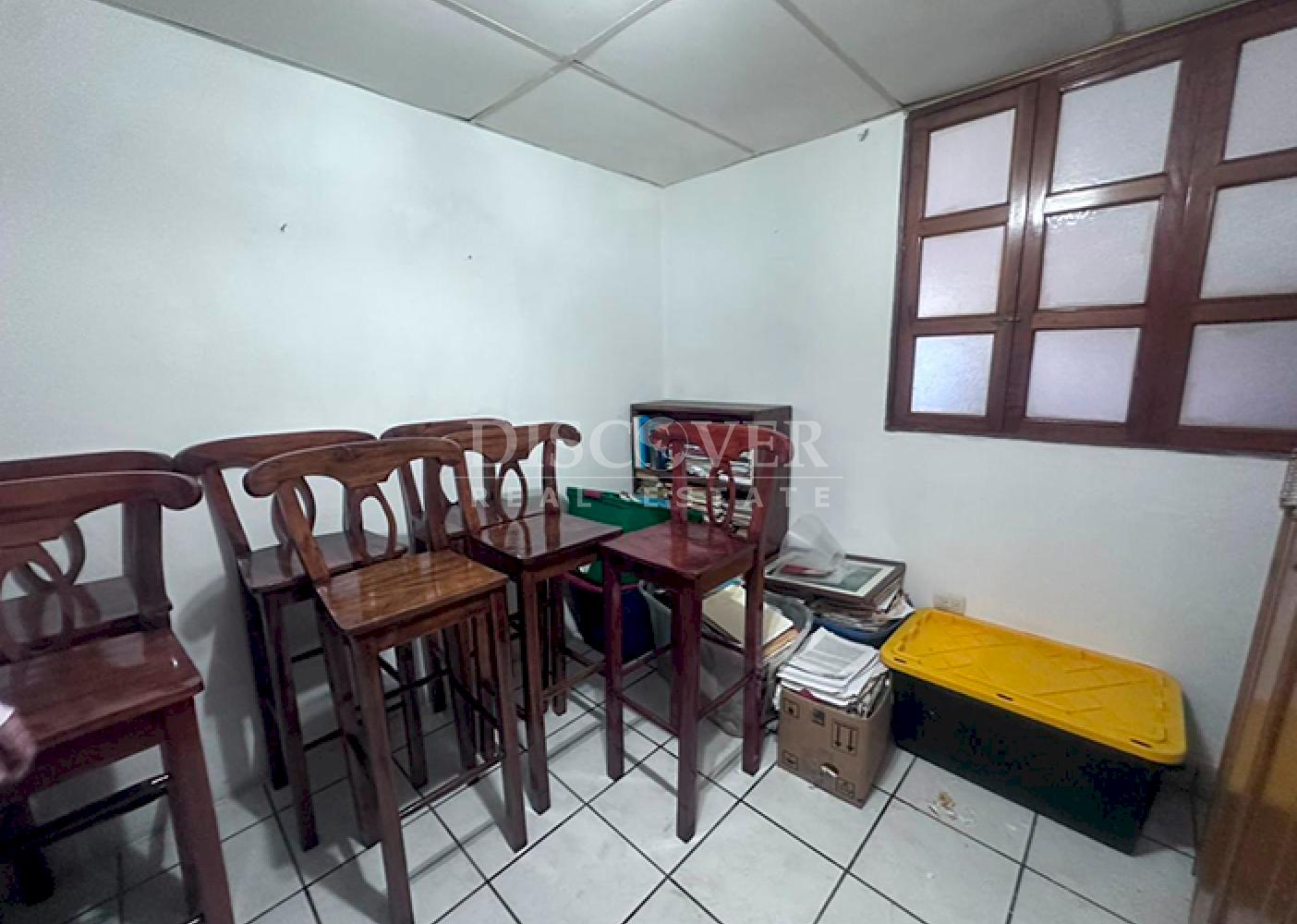  Cozy house for sale in Altamira 