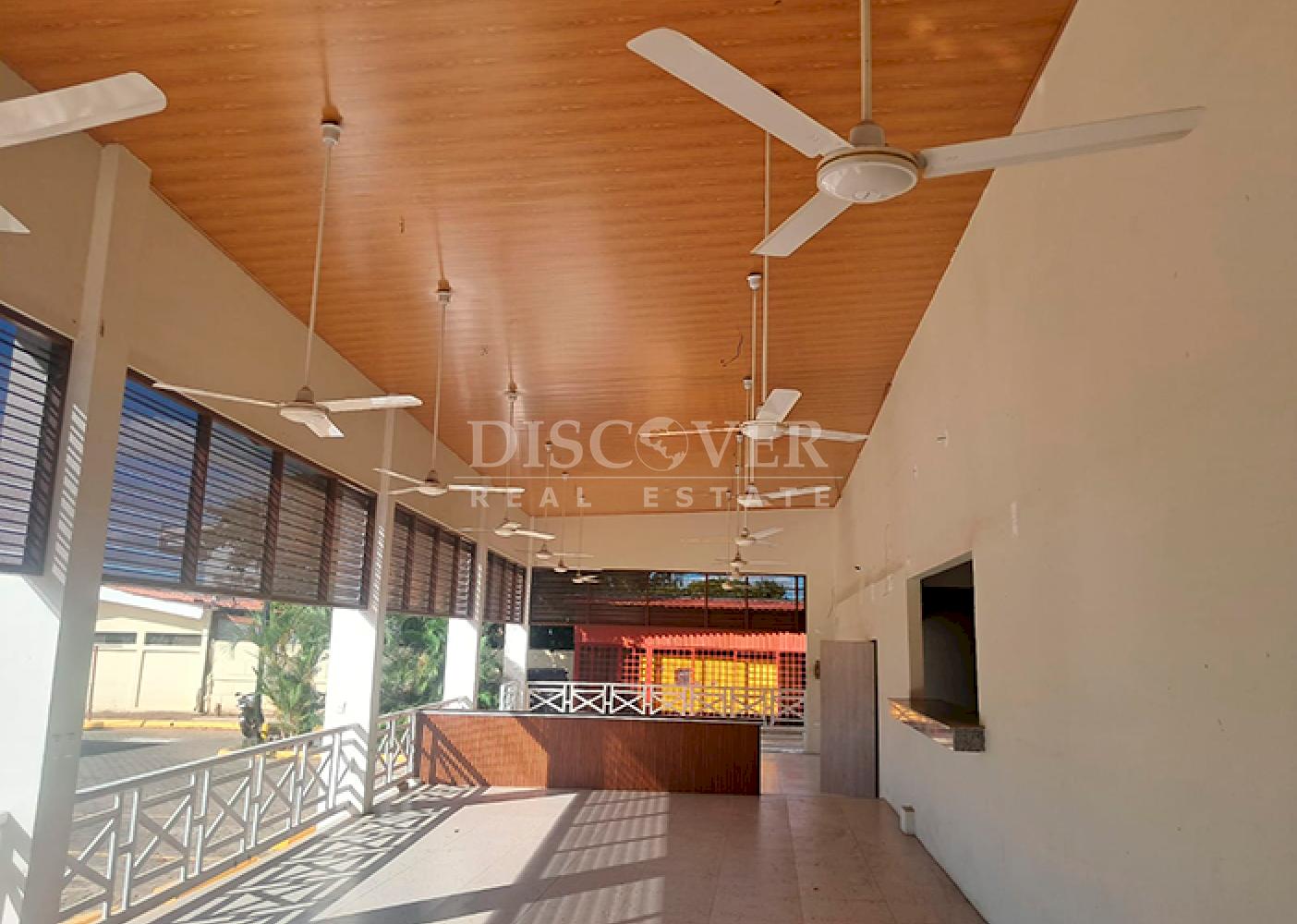 Ideal restaurant space for rent on Pista Enel Central