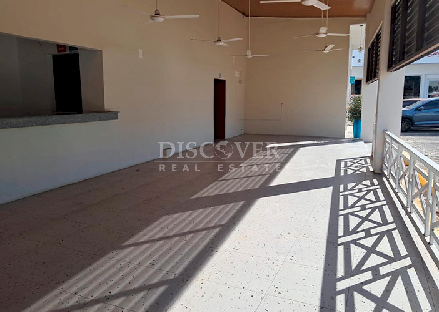 Ideal restaurant space for rent on Pista Enel Central