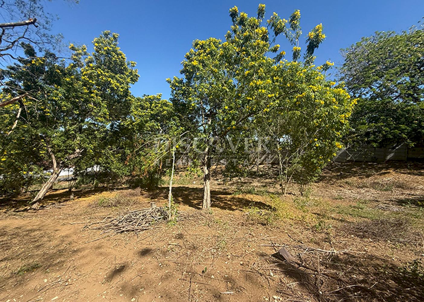 Land with city views for sale in Santo Domingo