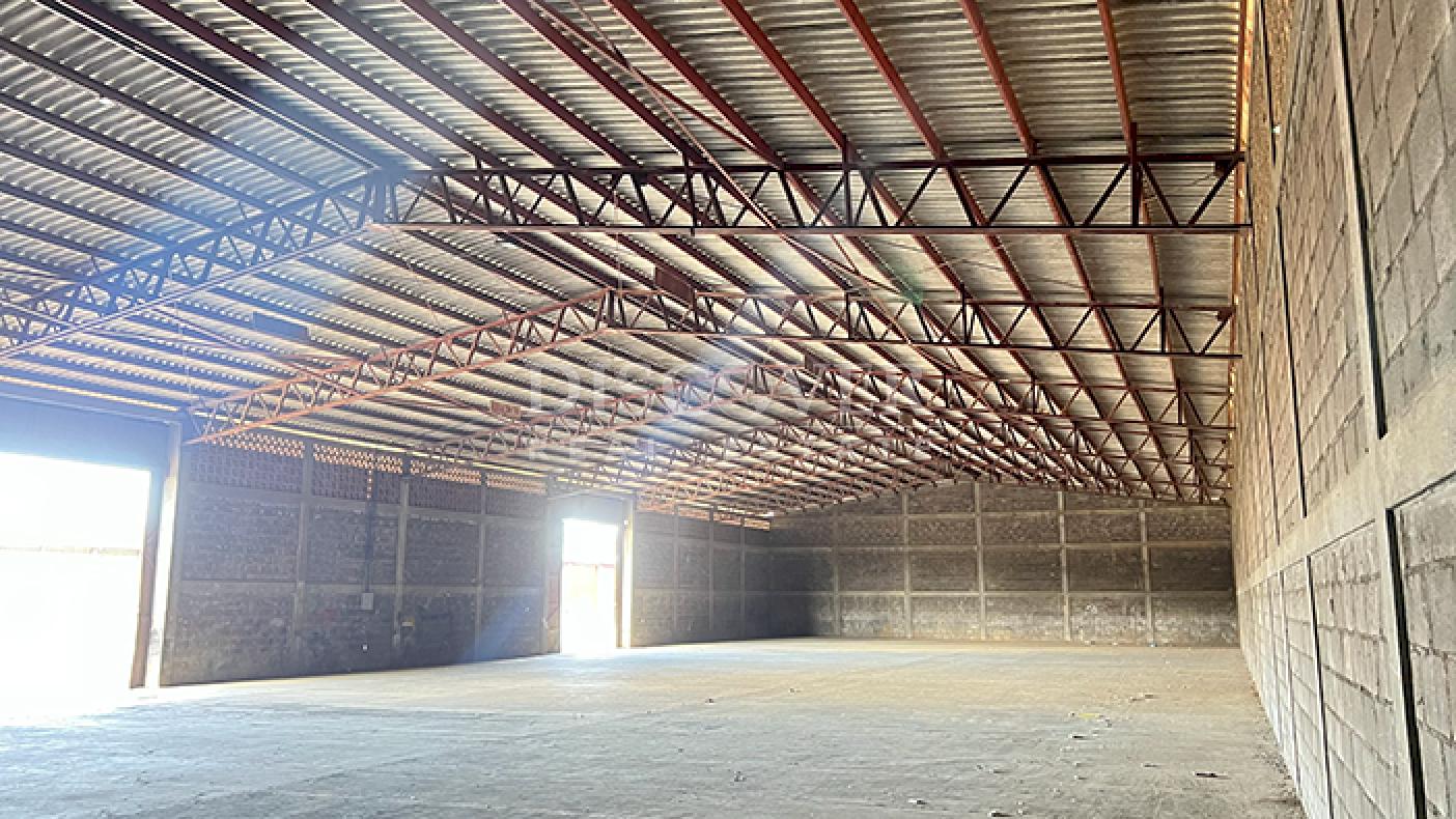 Warehouse for rent on Carretera Norte