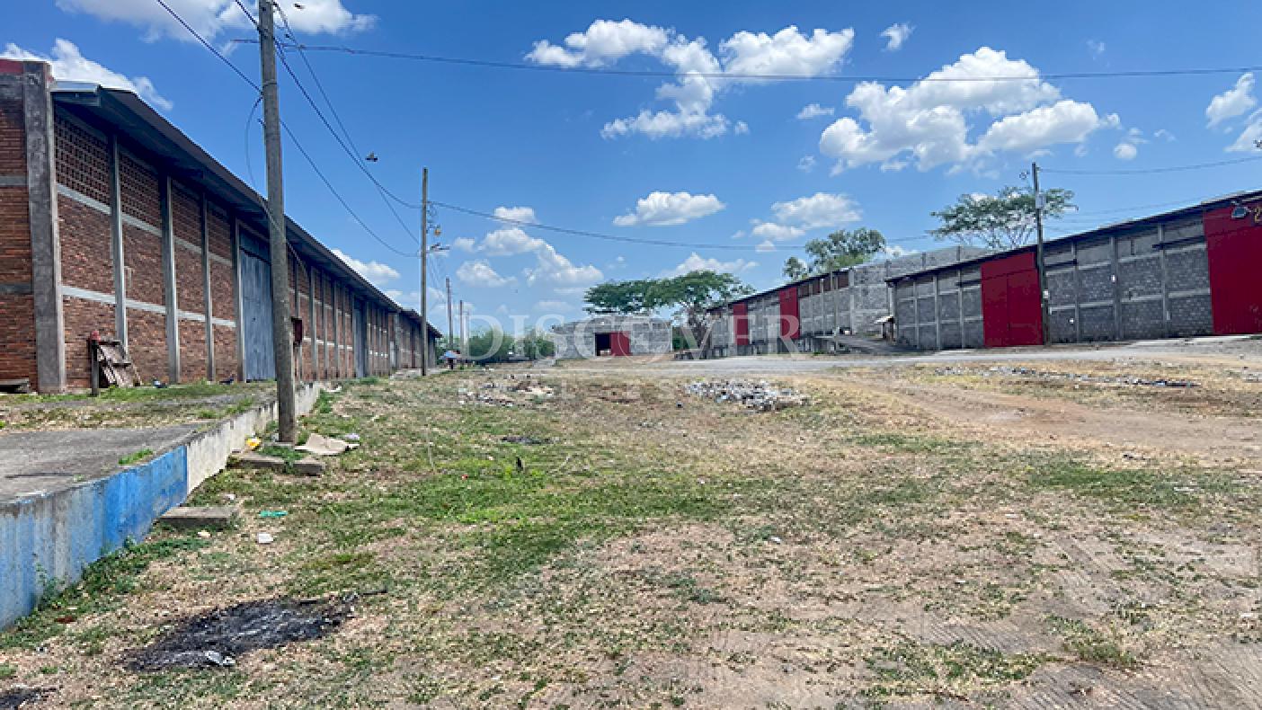 Warehouse for rent on Carretera Norte