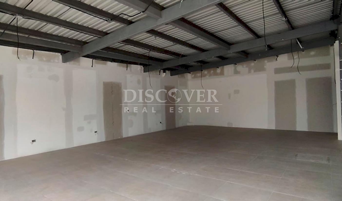  Unit for Rent – Shopping Center in Santo Domingo