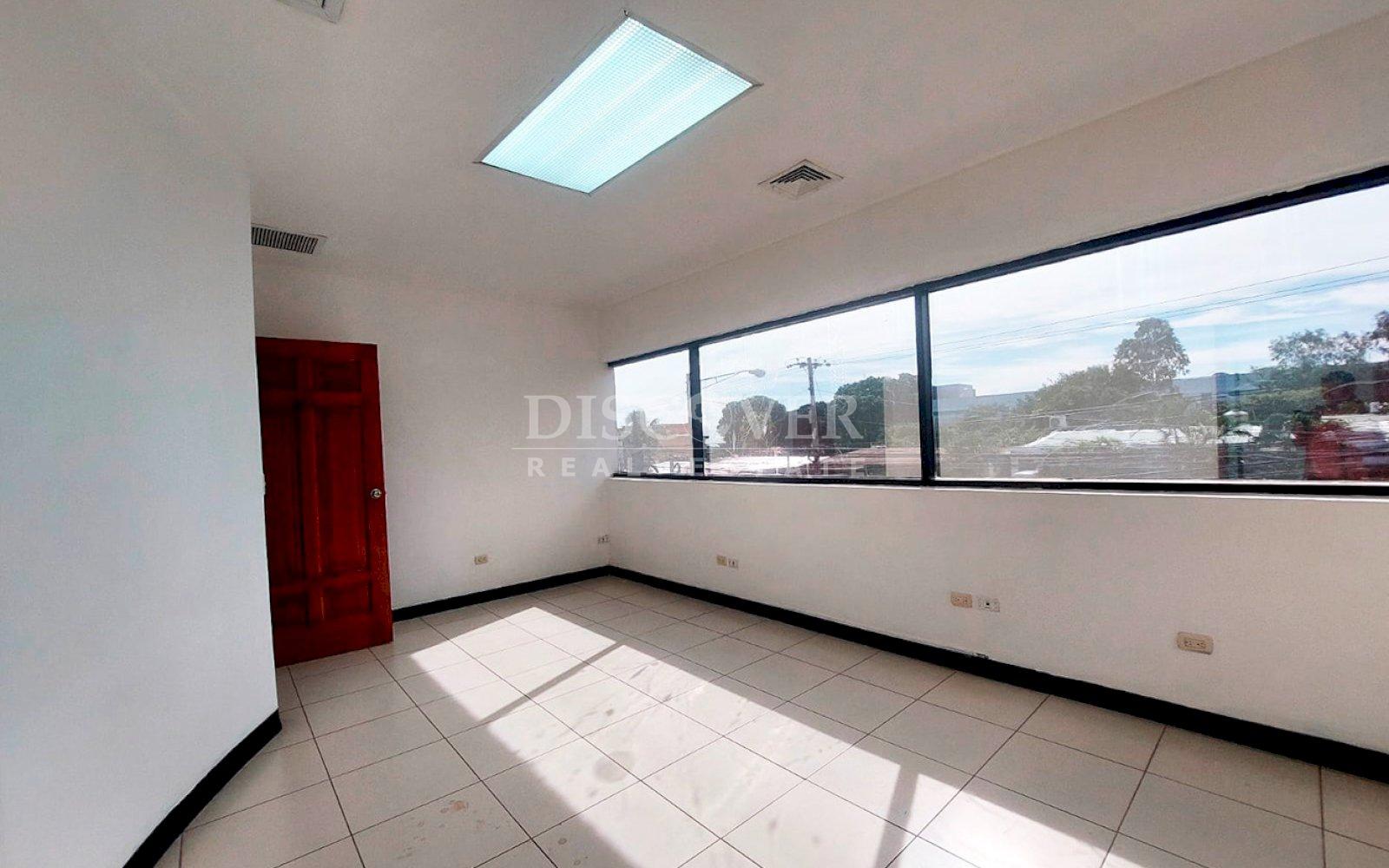  Two-storey Commercial Module for Rent in Planes de Altamira ID 4833