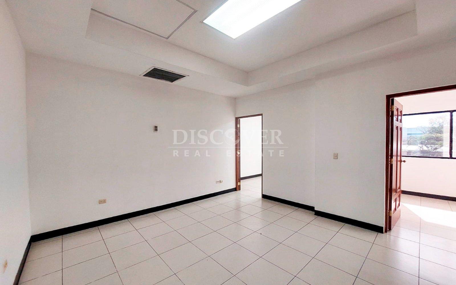  Two-storey Commercial Module for Rent in Planes de Altamira ID 4833