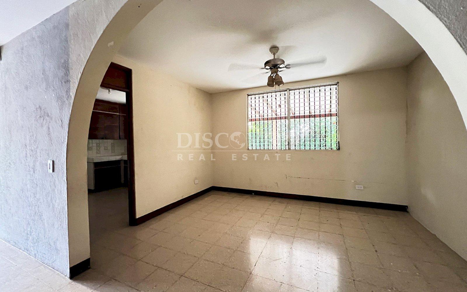  House for rent in Villa Fontana.