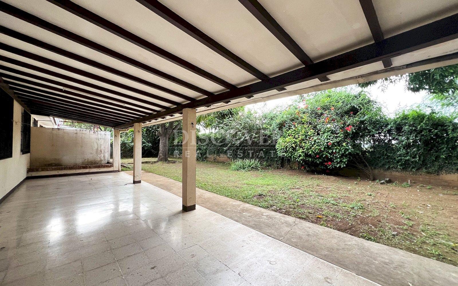  House for rent in Villa Fontana.