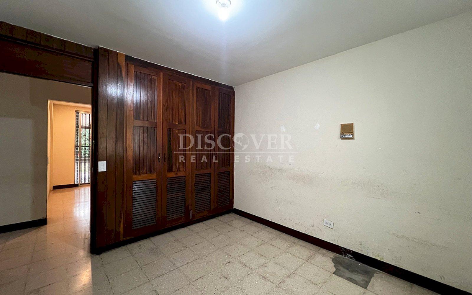  House for rent in Villa Fontana.