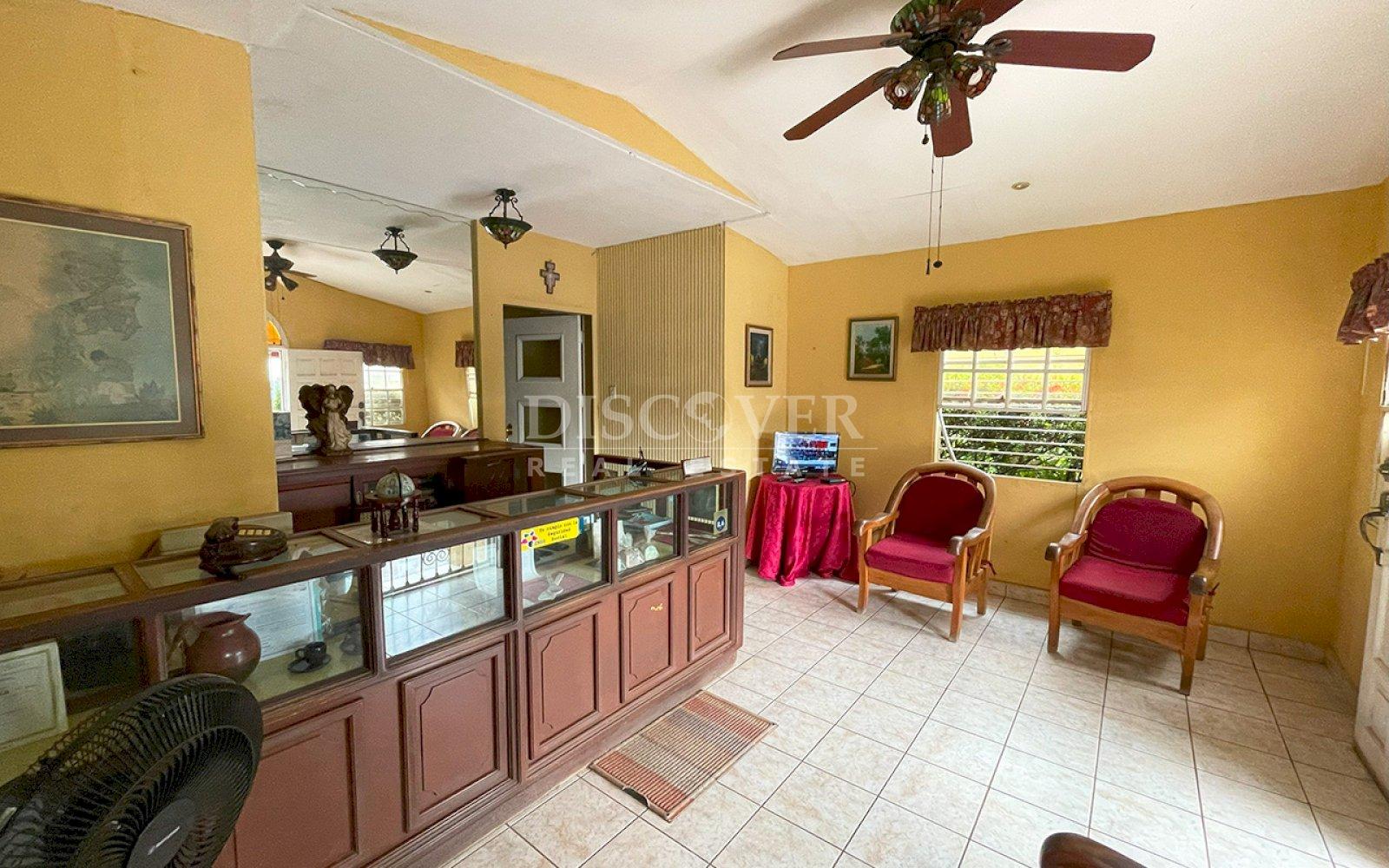  Hotel building for sale in Managua