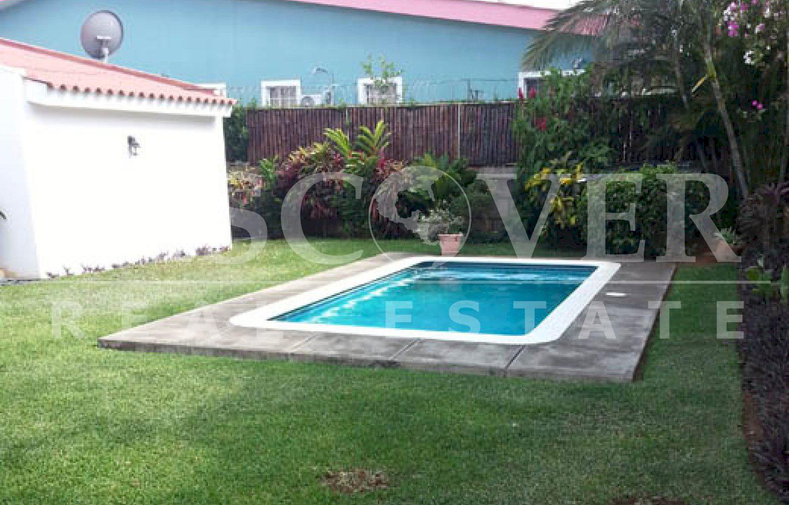 https://images.discovernica.com/propiedad/1600/ID8827_CASA_EN_ALQUILER._VILLAS_ITALIANAS_2_.jpg