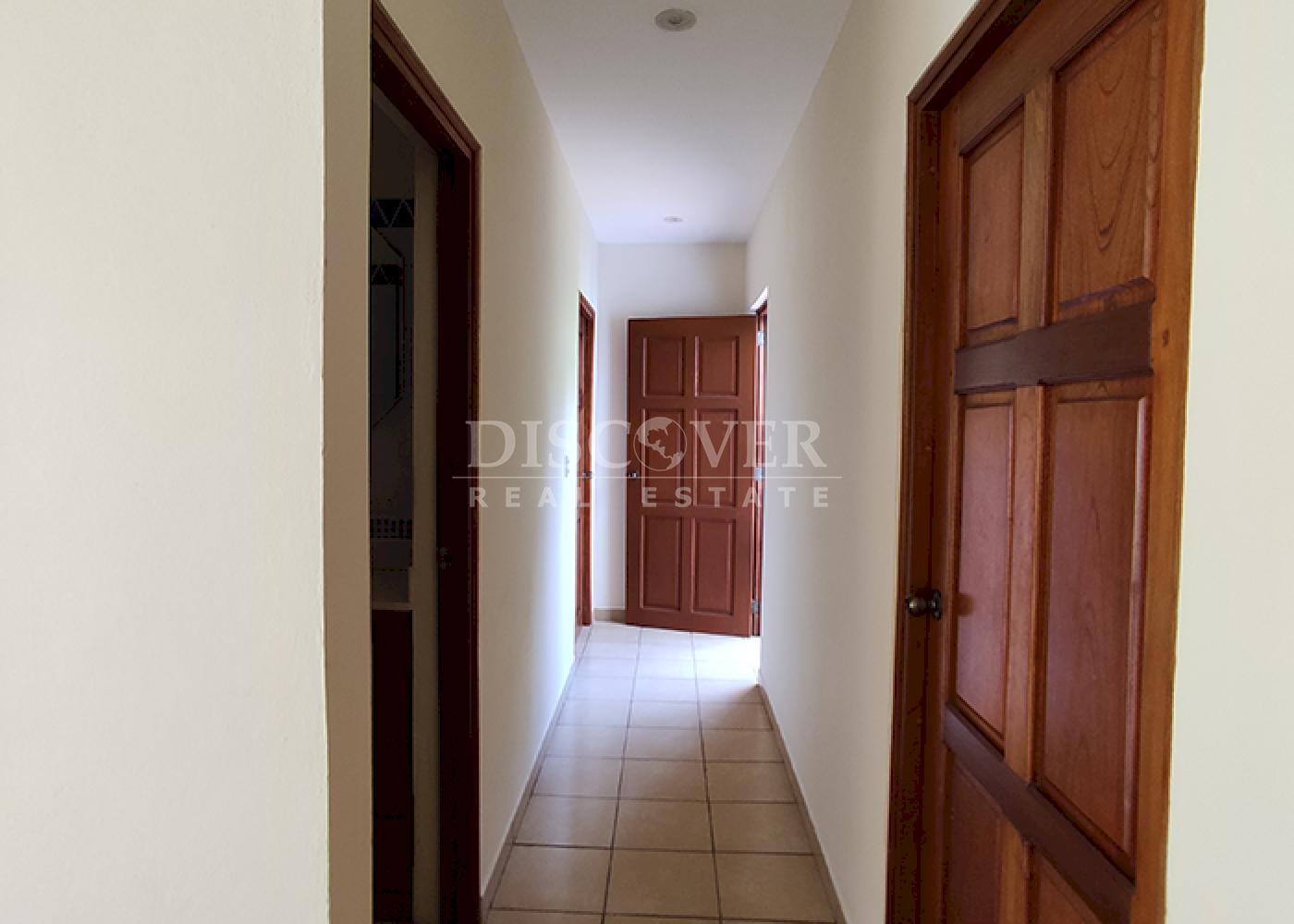  House for sale in condominium area - Carretera a Masaya