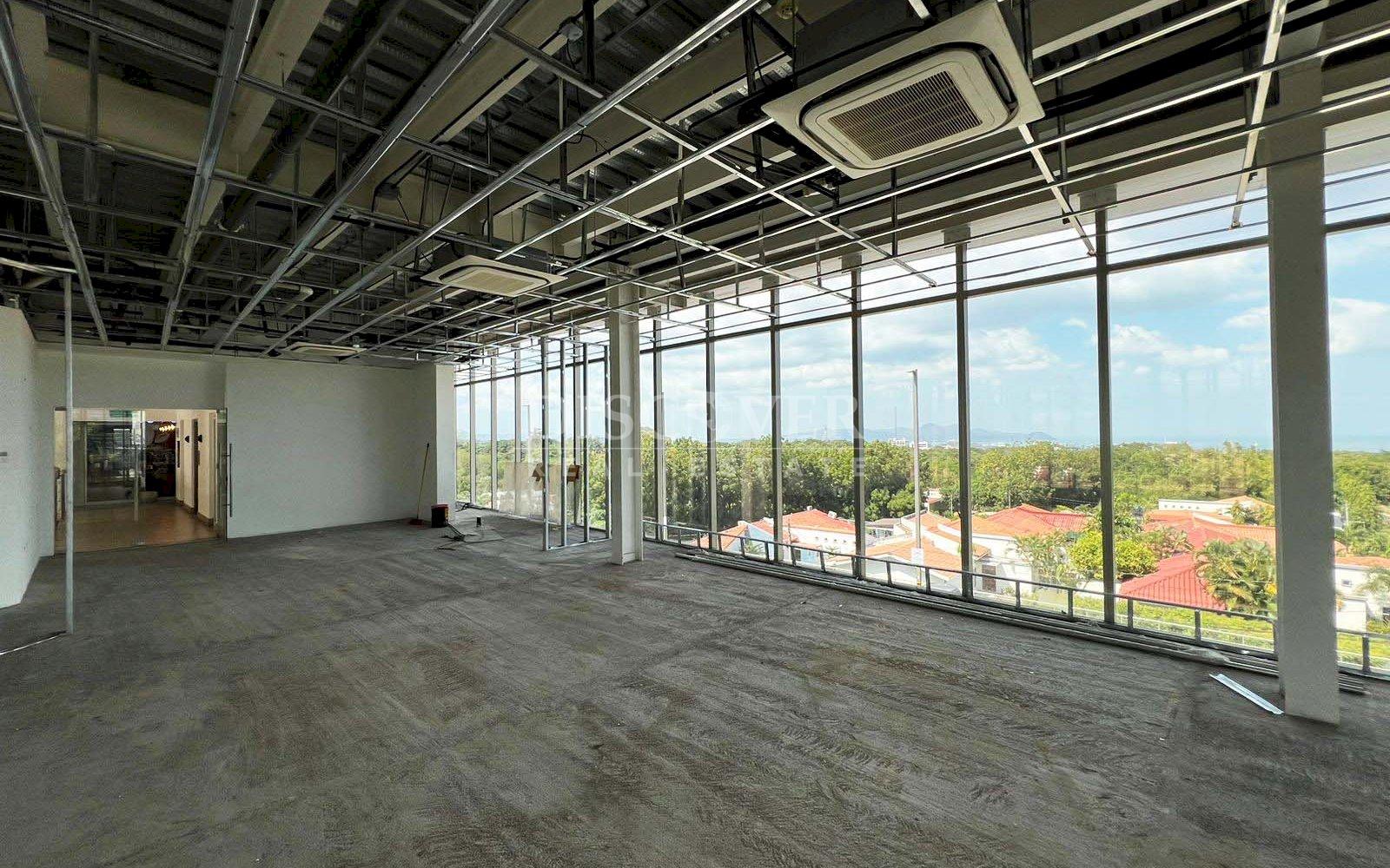  Office Modules for Rent on the Jean Paul Genie Runway ID 12574