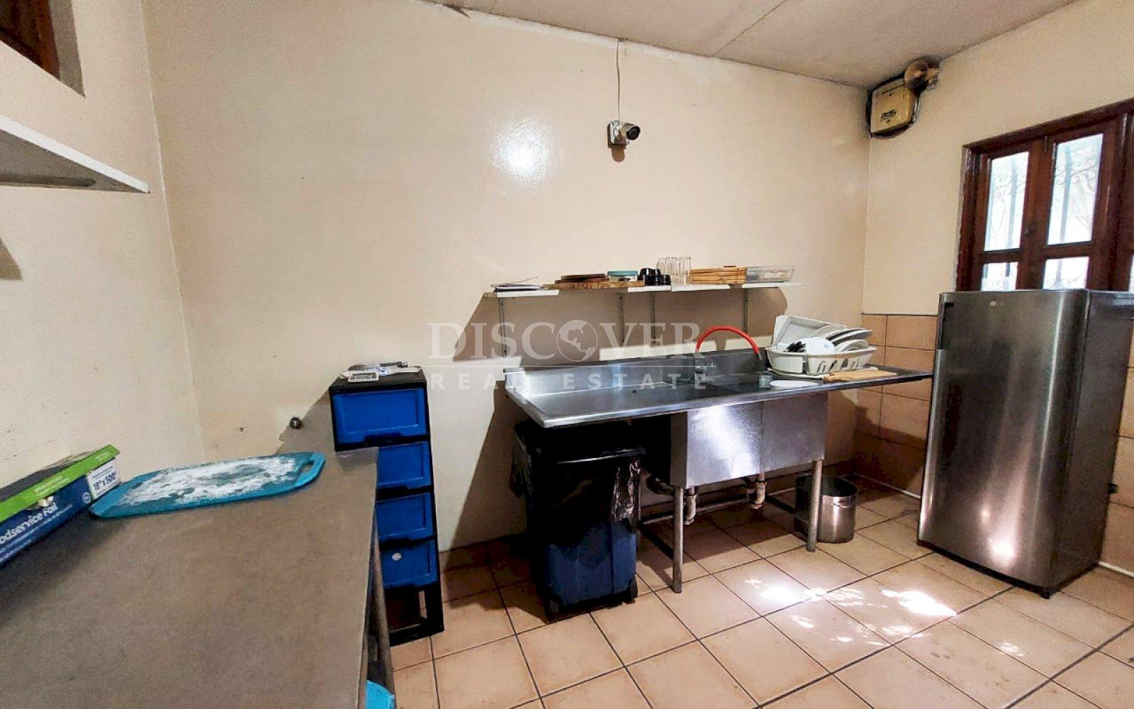  House for sale/rent in Villa Fontana