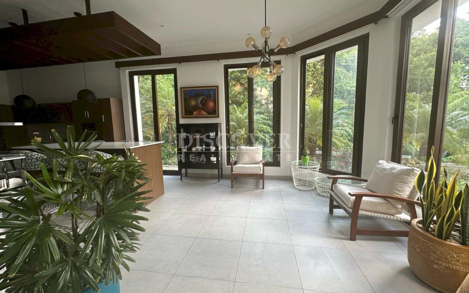  House for rent and sale in Villa Fontana