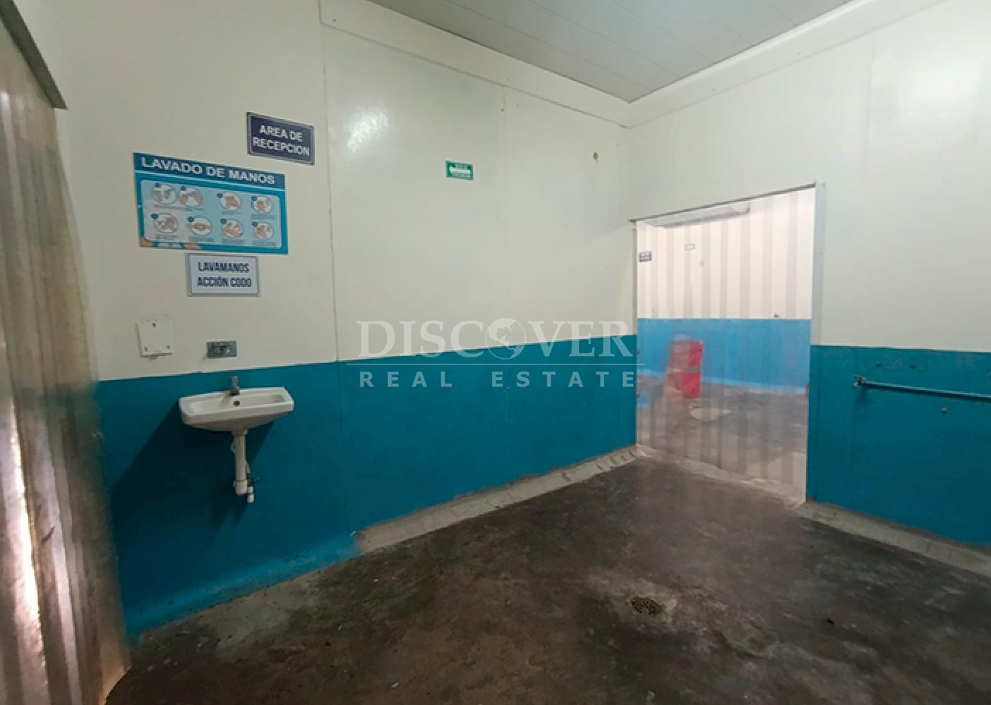  Warehouse for rent on Carretera Nueva a León