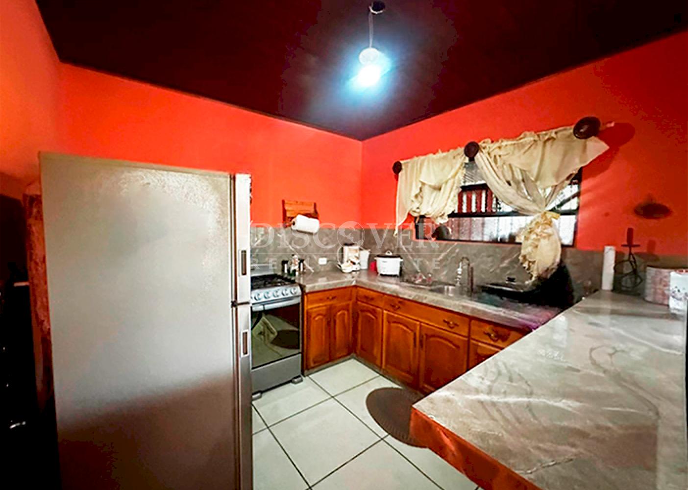  Cozy house for sale in Jinotepe