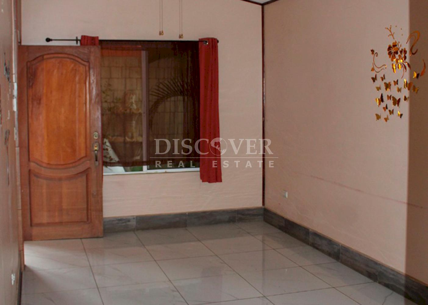 Cozy house for sale on Carretera Nueva a León 