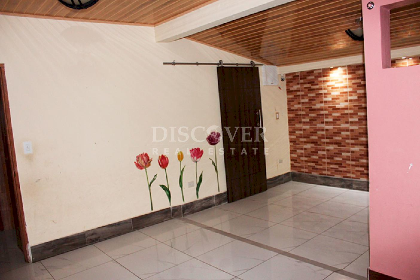 Cozy house for sale on Carretera Nueva a León 