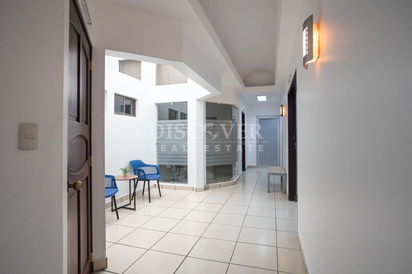  Modules ideal for medical offices for rent in Bolonia