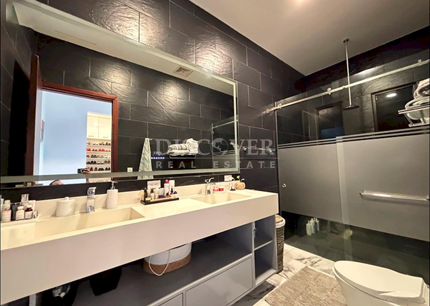  House with modern finishes for rent in Villa Fontana