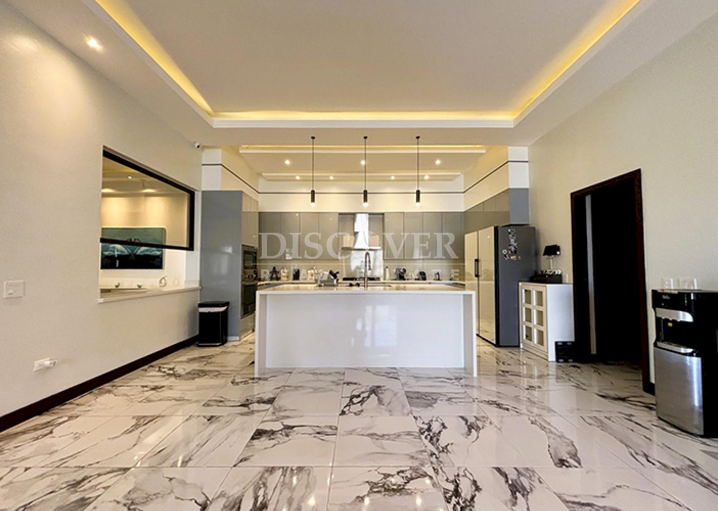  House with modern finishes for rent in Villa Fontana