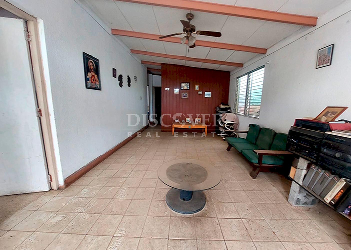  House for Sale in Las Brisas - Investment Opportunity