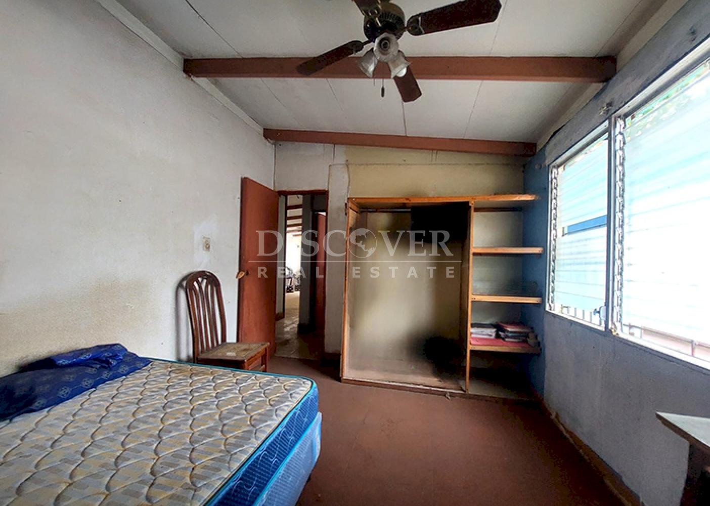  House for Sale in Las Brisas - Investment Opportunity