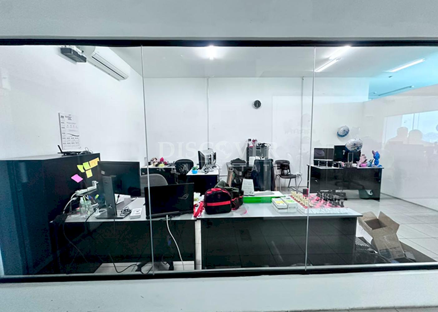  Office unit for sale in the Corporate Building - Masaya Highway