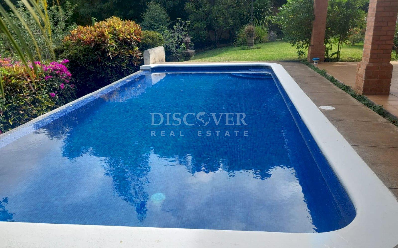  House for Sale/Rent in the Carretera Sur Residential area