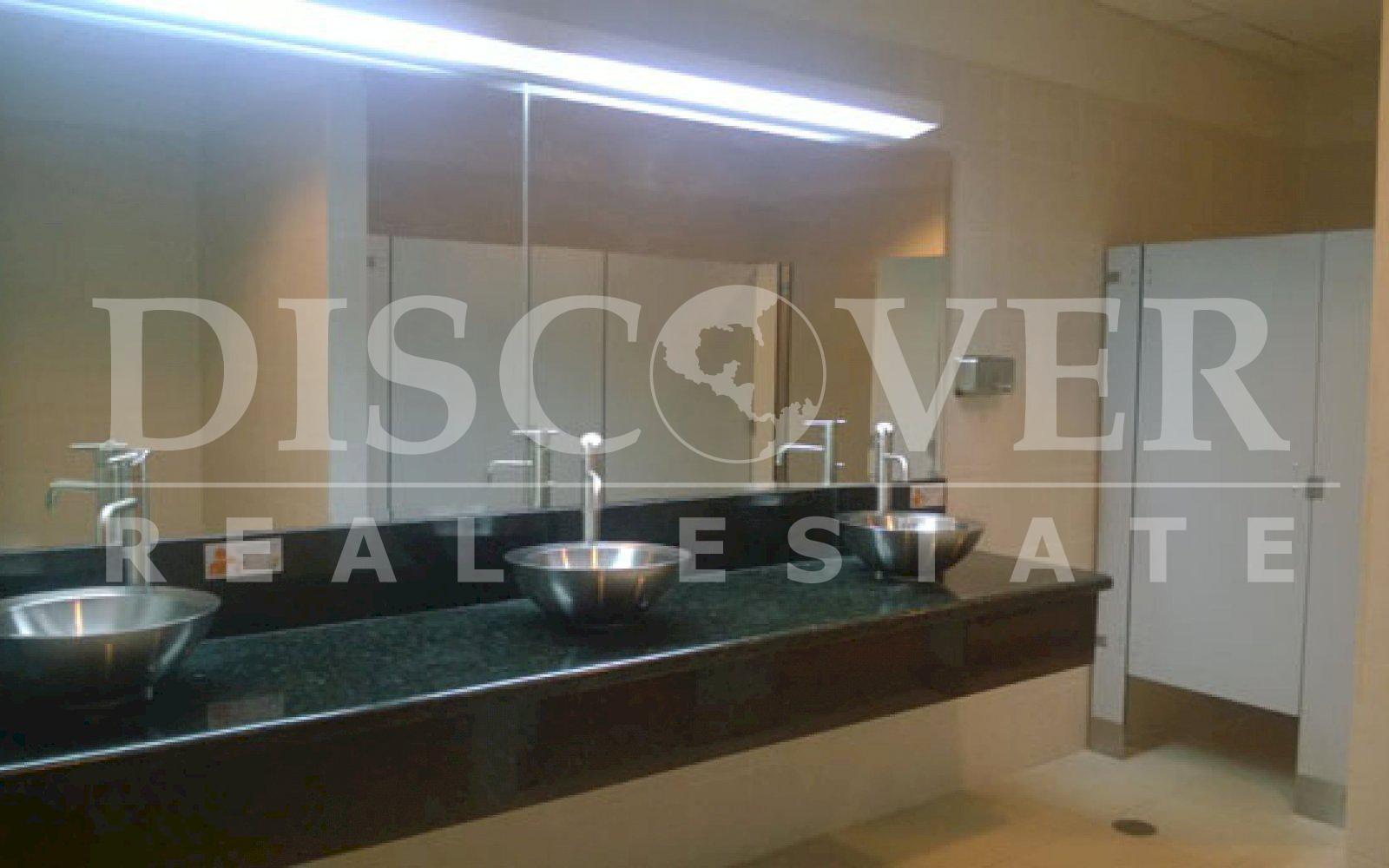 https://images.discovernica.com/propiedad/1600/ID_6228_EDIFICIO._MODULO.ALQUILER.MANAGUA.PROCREDIT_2_.jpg