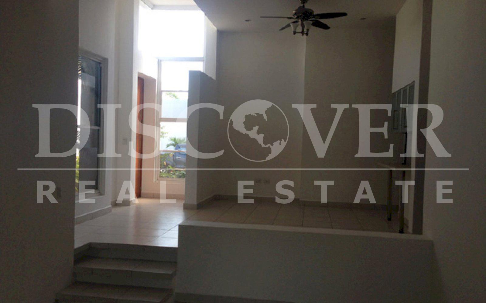  Nice House for Rent in Magnolia Condominium ID 8493