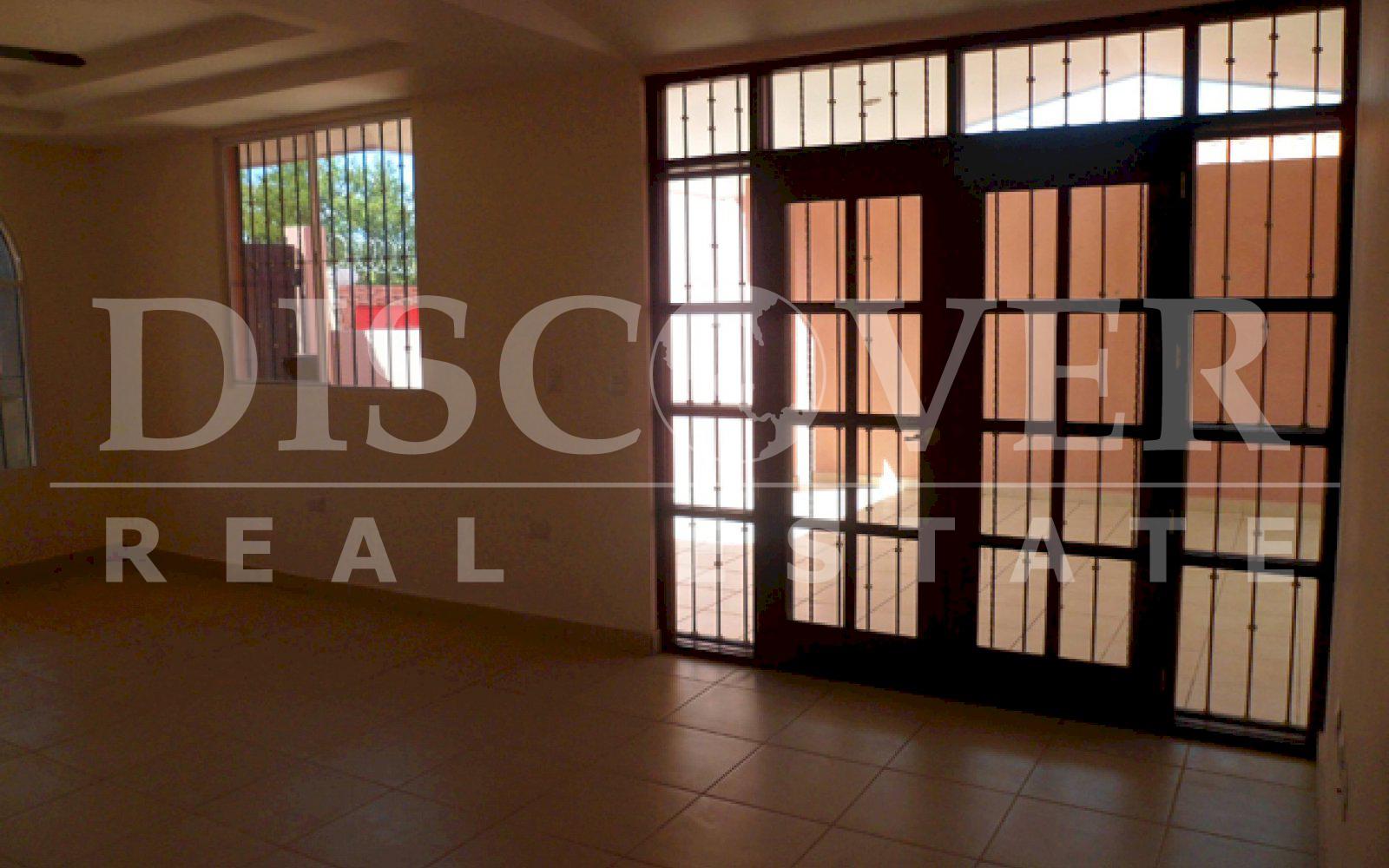  House for Rent in Lomas del Valle Residential, Managua ID 8574