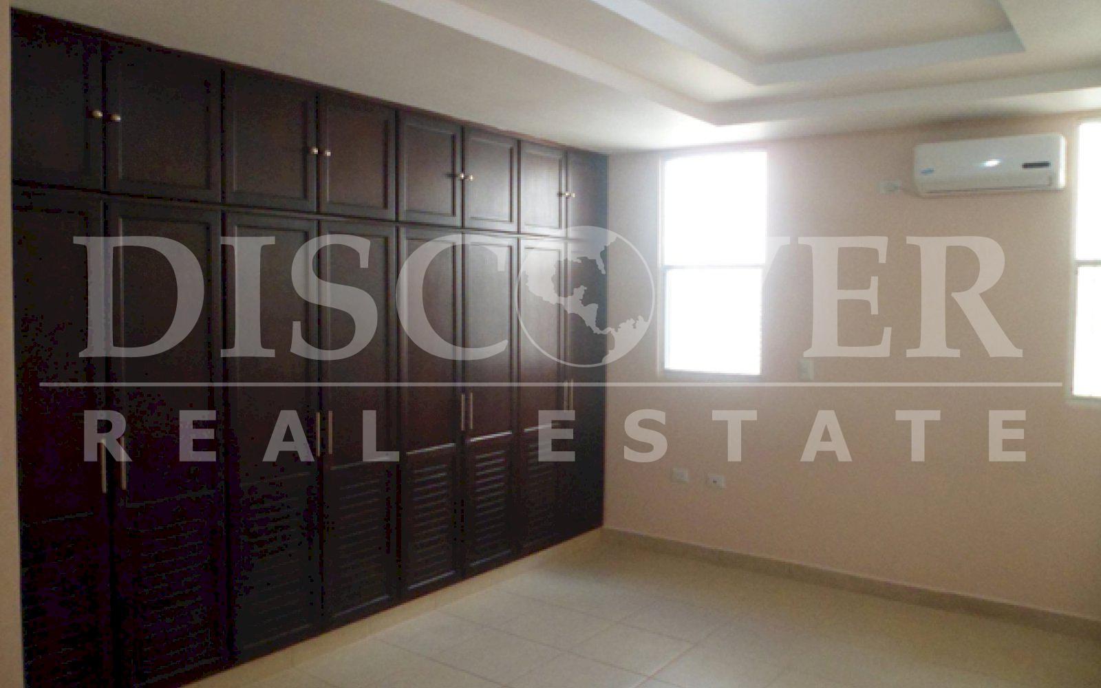  House for Rent in Lomas del Valle Residential, Managua ID 8574