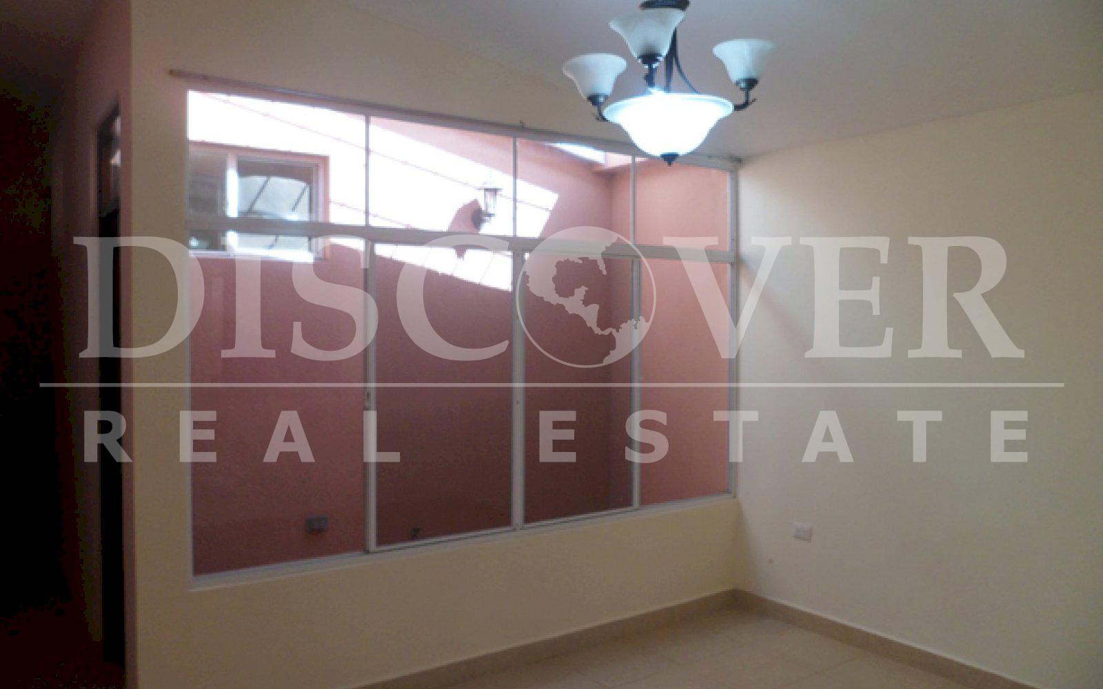  House for Rent in Lomas del Valle Residential, Managua ID 8574