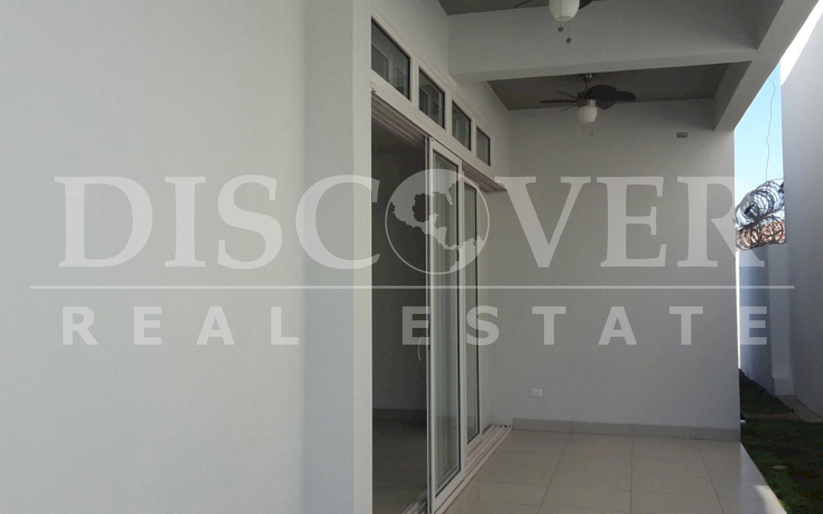 https://images.discovernica.com/propiedad/1600/ID_8713_APARTAMENTO.VENTA.ALQUILER.MANAGUA.SANTO_DOMINGO_6_.jpg