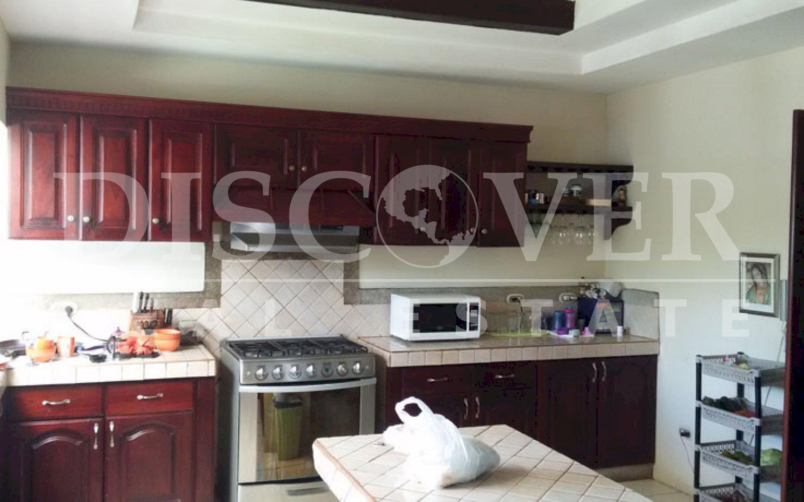 https://images.discovernica.com/propiedad/1600/ID_8739_CASA.VENTA.ALQUILER.SANTODOMINGO_1_.jpg