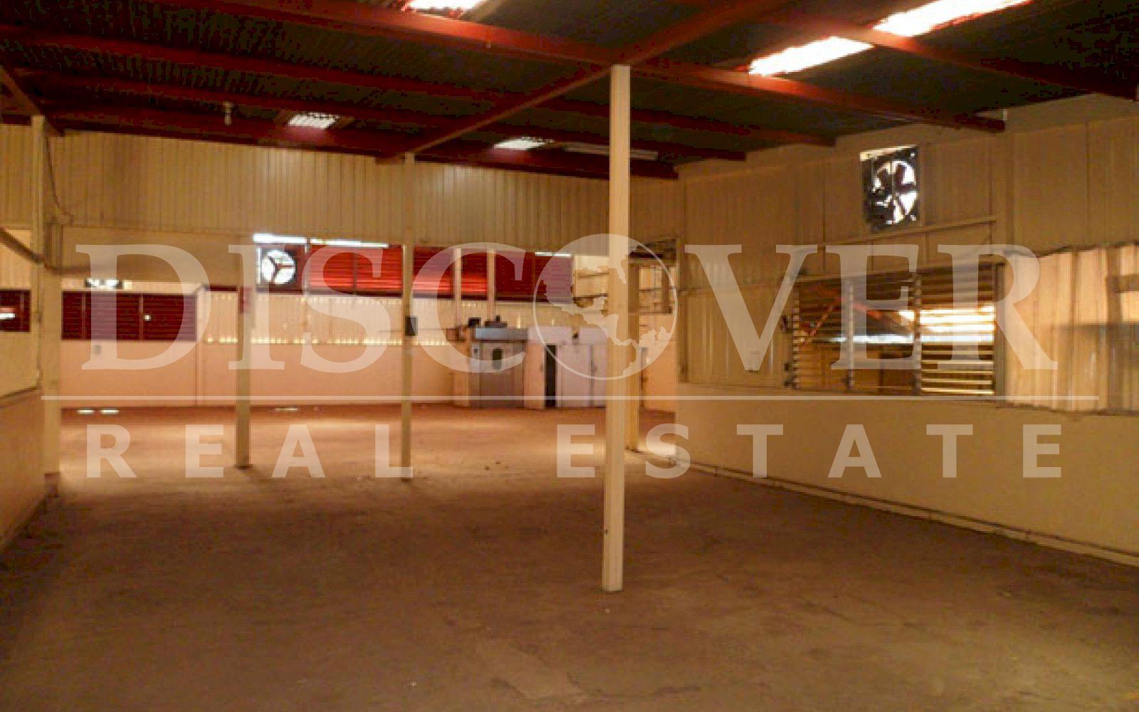 https://images.discovernica.com/propiedad/1600/ID_8748_BODEGA.CARRETERA_MASAYA.ALQUILER_8_.JPG