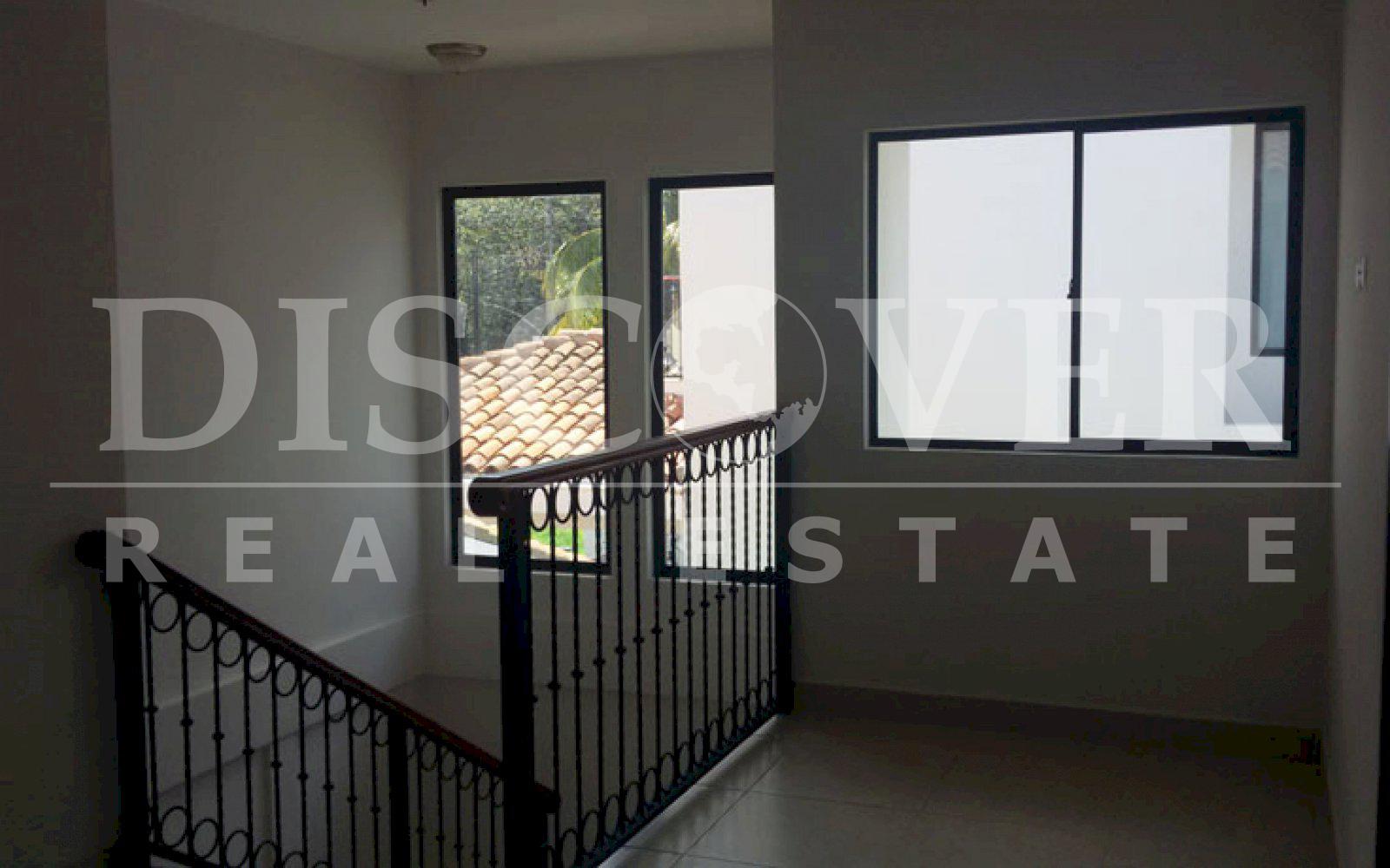 House for Sale in Condominium in the Colinas ID 8678